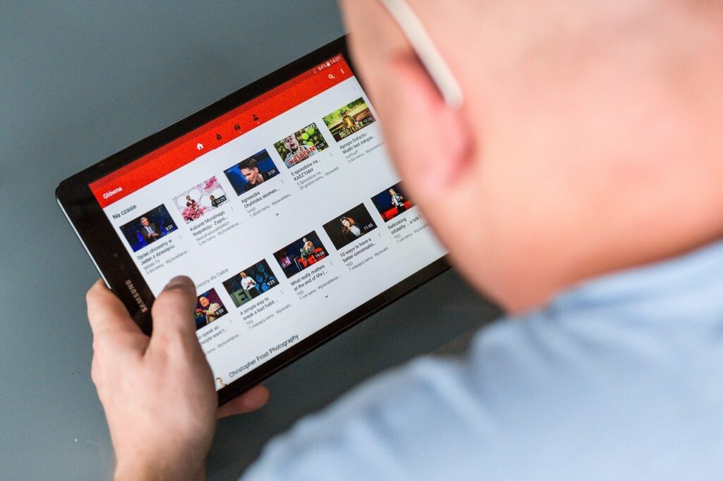 YouTube deixará de sugerir vídeos na página inicial para alguns usuários – Veja quais