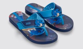 Imagem de Chinelo Ipanema Sonic da Grendene vira achado e conquista crianças fãs de um dos jogos mais famosos do mundo