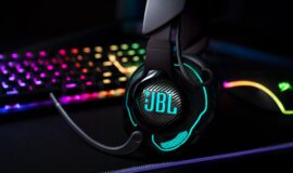 Imagem de ERRO DE PREÇO? JBL Quantum 910 cai para menos de R$ 870 na Amazon e chama atenção hoje