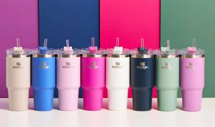 Imagem de Dia da Mulher Site da Stanley libera cupom de 35% OFF em seleção de copos e garrafas térmicas