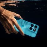 Moto G Max 5G na agua