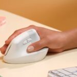 Mouse Sem Fio Ergonômico Vertical Logitech Lift - Imagem 1