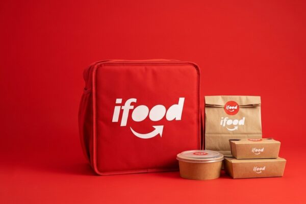 Cupom iFood R$ 15 OFF Delivery Jantar Quarta 26/08