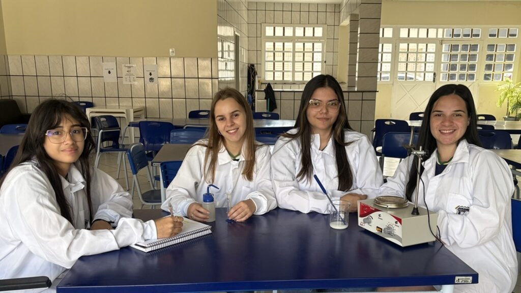 Alunas de Sergipe Criam Tubetes Biodegradáveis com Casca de Ovo e Chegam à Semifinal da Samsung