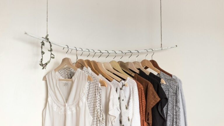 Dia do Cliente C&A: marca libera super cupom de 30% OFF em seleção especial de moda hoje