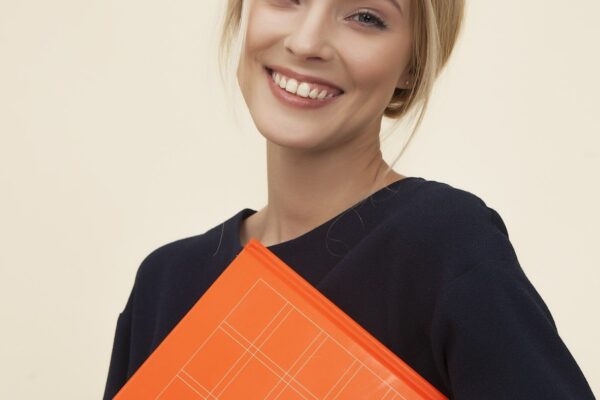 Estudos e lazer com desconto: Positivo ativa cupom de R$ 50 OFF em toda a linha de tablets hoje