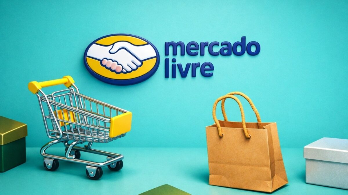 Consumidor com caixa de encomendas do Mercado Livre ilustrando cupom de R$ 250 OFF