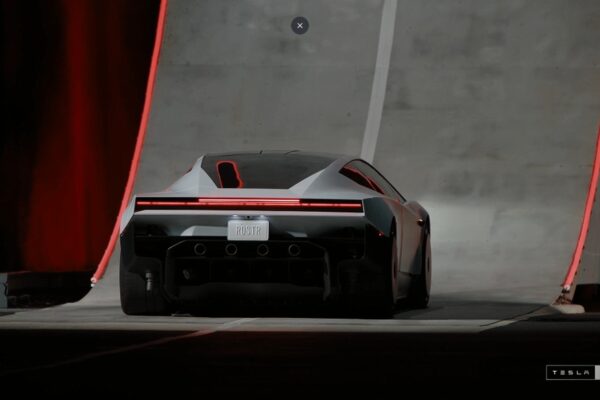 Novo Tesla Roadster é Revelado Capaz de Saltar, Flutuar e Fazer Manobras no Ar com Tecnologia SpaceX